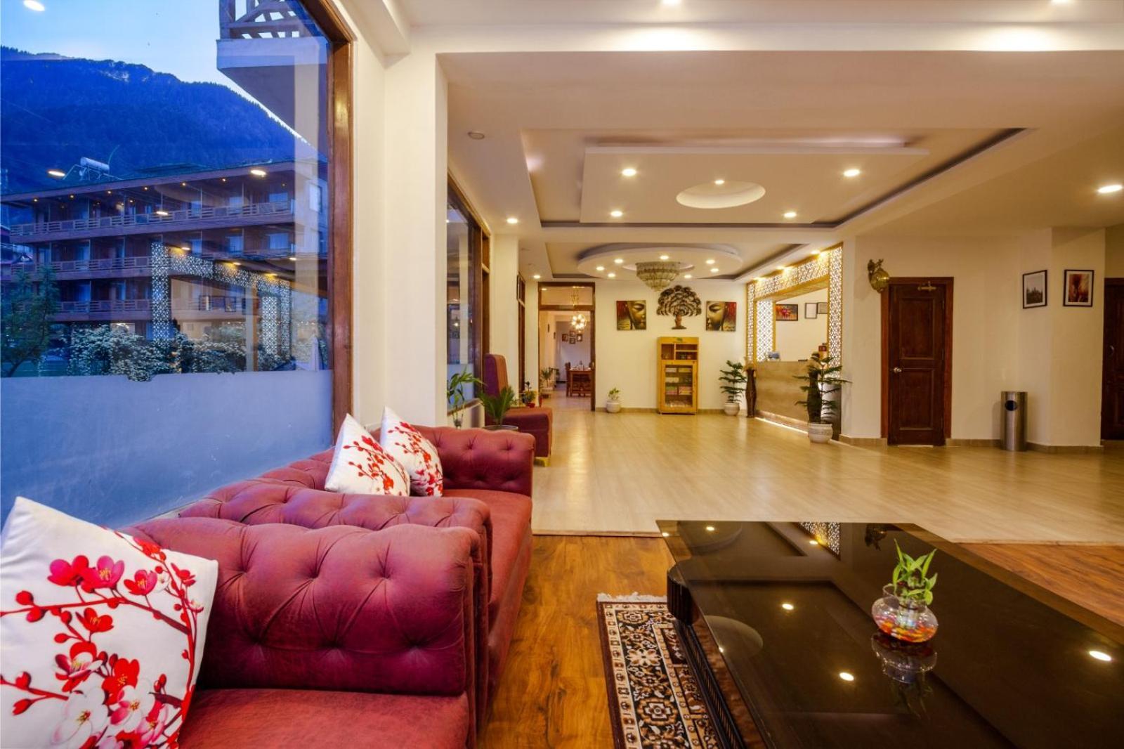 马拉里 The Spruce Mansion酒店 外观 照片